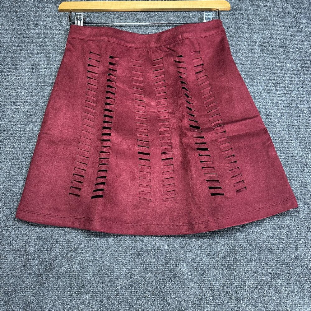 Romeo Juliet Skirt Womens Medium Aline Maroon Faux Suede Cut Out Lined Zip NEW